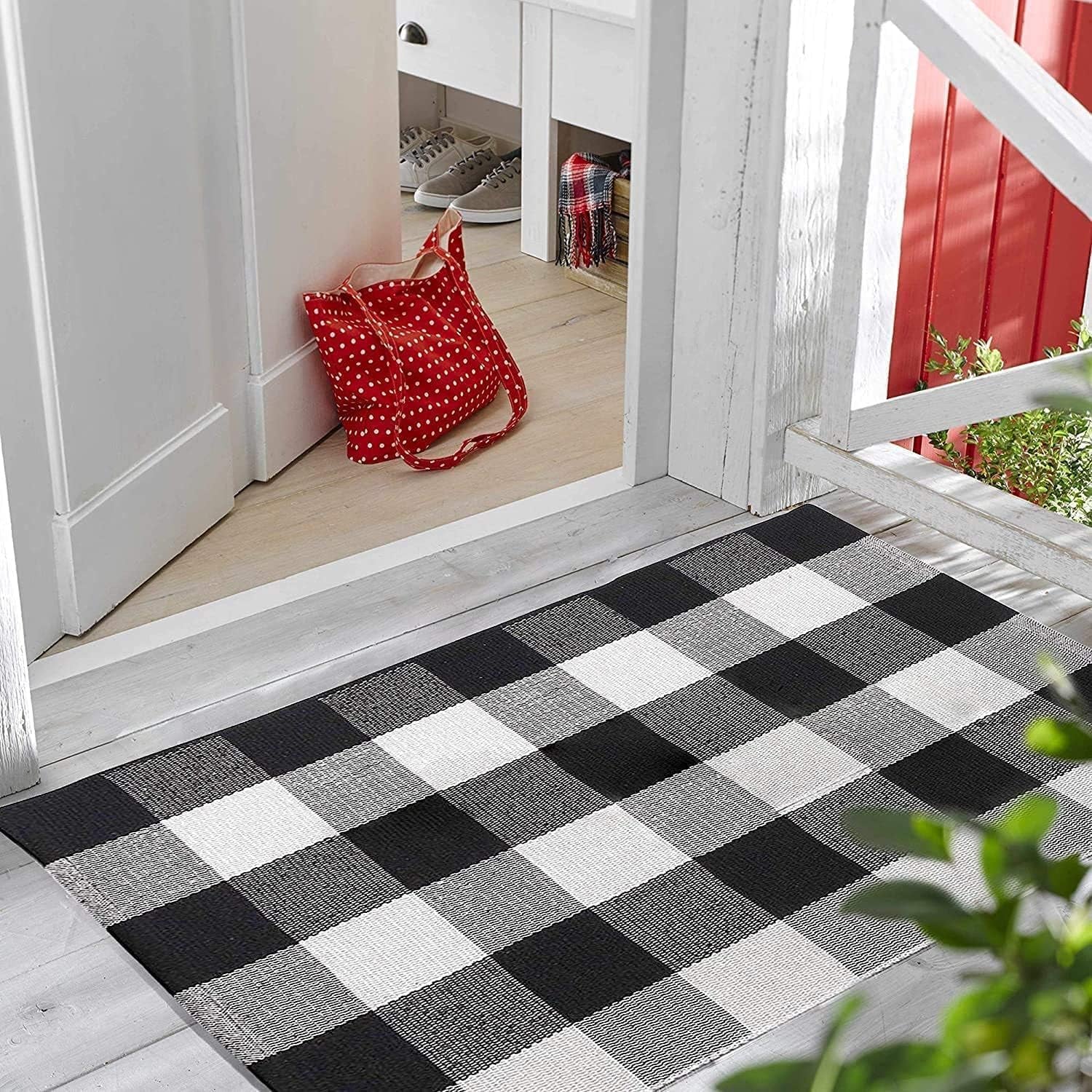 Buffalo Plaid Front Porch Rug, Small Black White 2X3 Outdoor Door Mat, Washable Woven Checkered Entryway Rugs, Welcome Layered Doormats for Farmhouse Kitchen/Bathroom/Patio