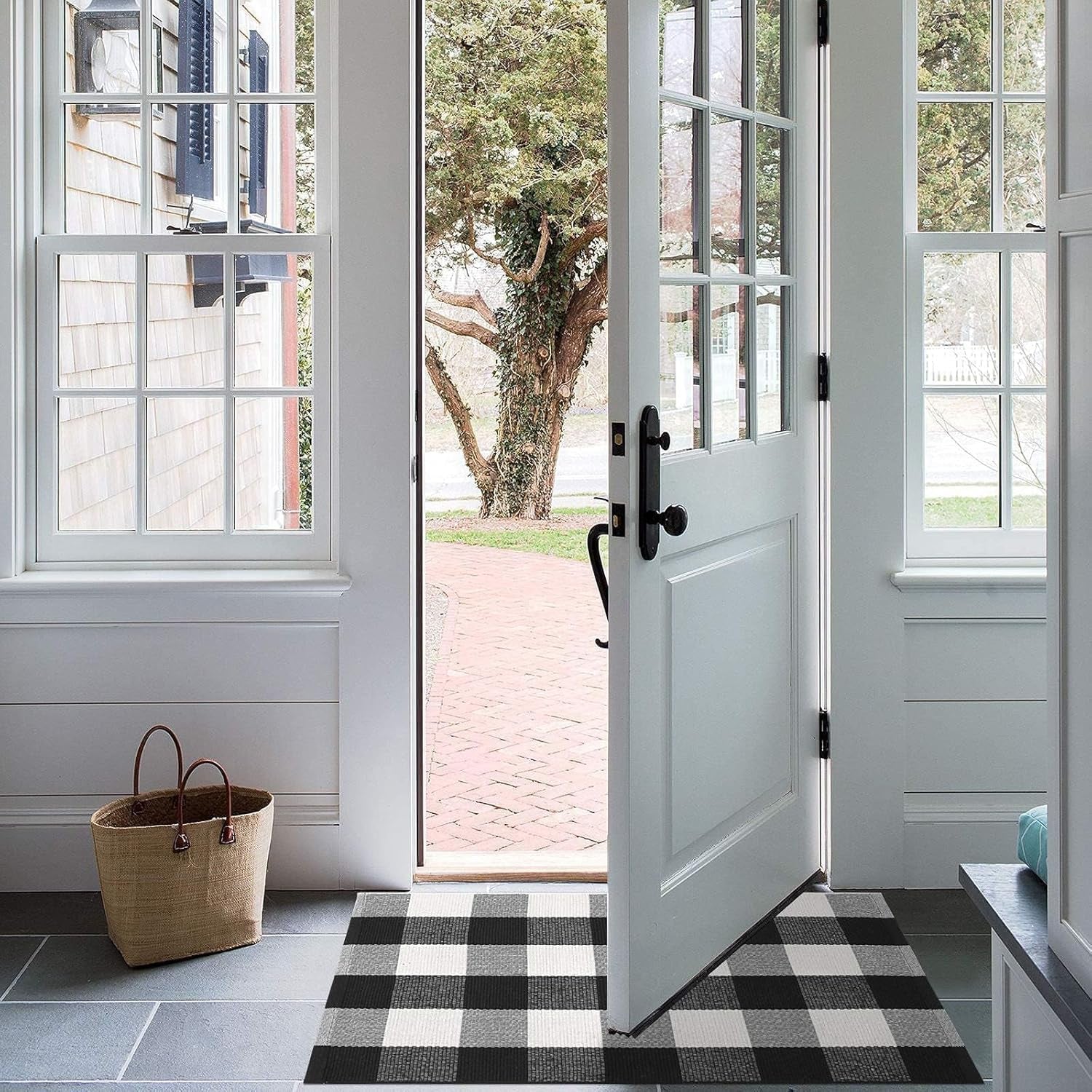 Buffalo Plaid Front Porch Rug, Small Black White 2X3 Outdoor Door Mat, Washable Woven Checkered Entryway Rugs, Welcome Layered Doormats for Farmhouse Kitchen/Bathroom/Patio